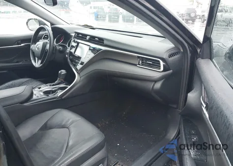 2018 Toyota Camry Xse z USA, uszkodzony, nr VIN 4T1B61HK2JU042257